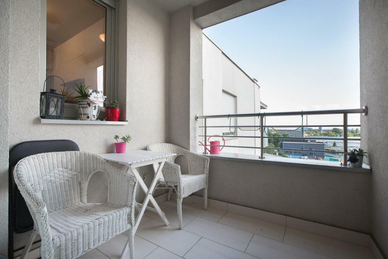Cozy & Modern Studio With Balcony Zagreb Ngoại thất bức ảnh