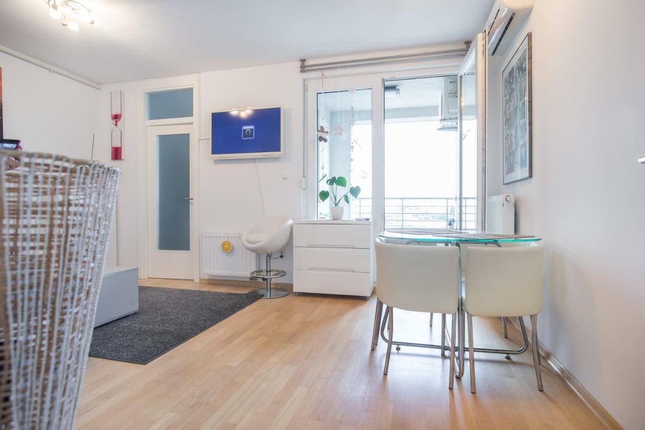 Cozy & Modern Studio With Balcony Zagreb Ngoại thất bức ảnh